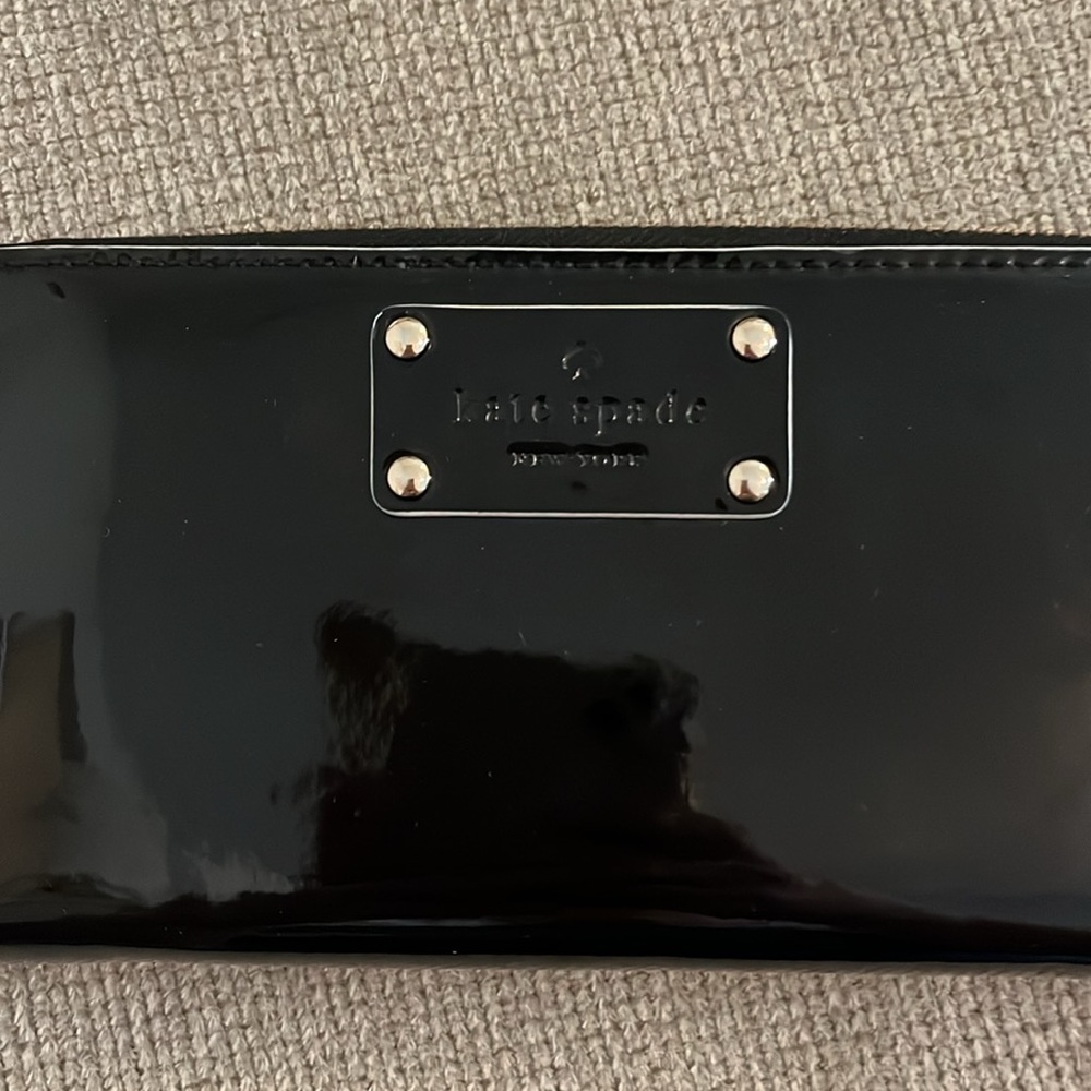 Kate Spade Large Zip Around Wallet - Picture 2 of 8